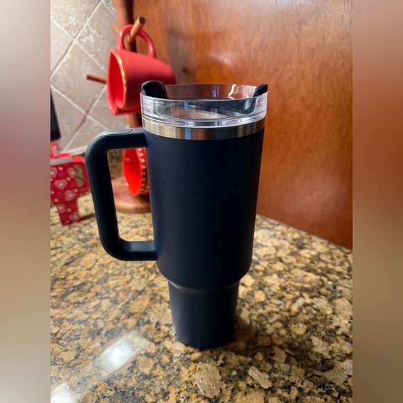 Stanley 40 oz- Navy Blue tumbler - Picture 2 of 3